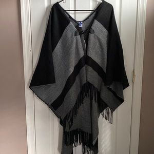 NWT APT.9  Black and Grey Shawl with Toggle